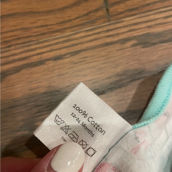 London Onesie - Picture 4 of 5